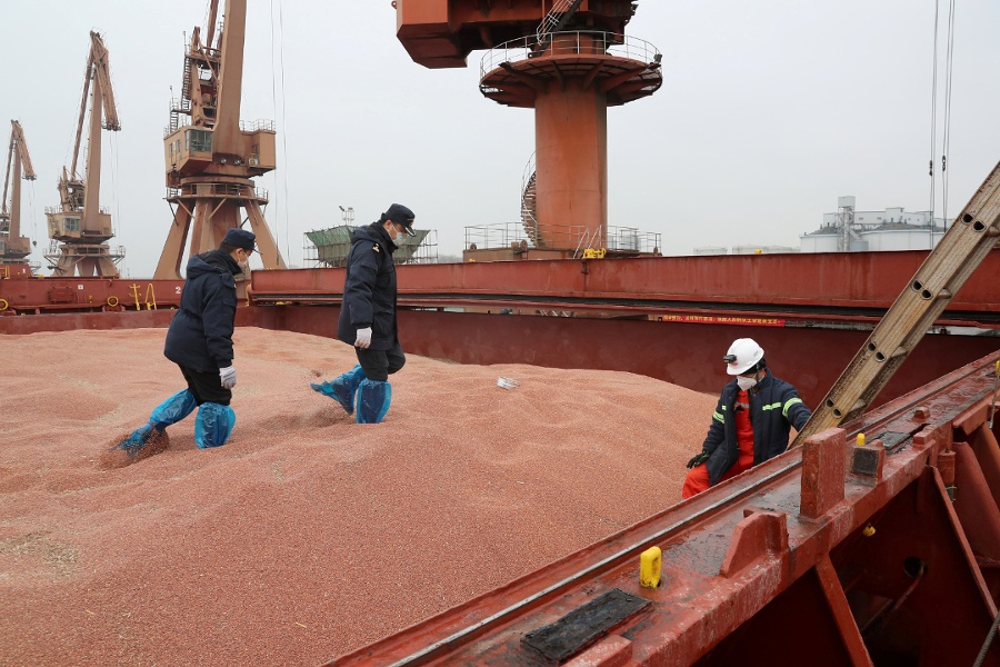 Xi-Trump summit may yield farm deal, but China has limited soybean appetite