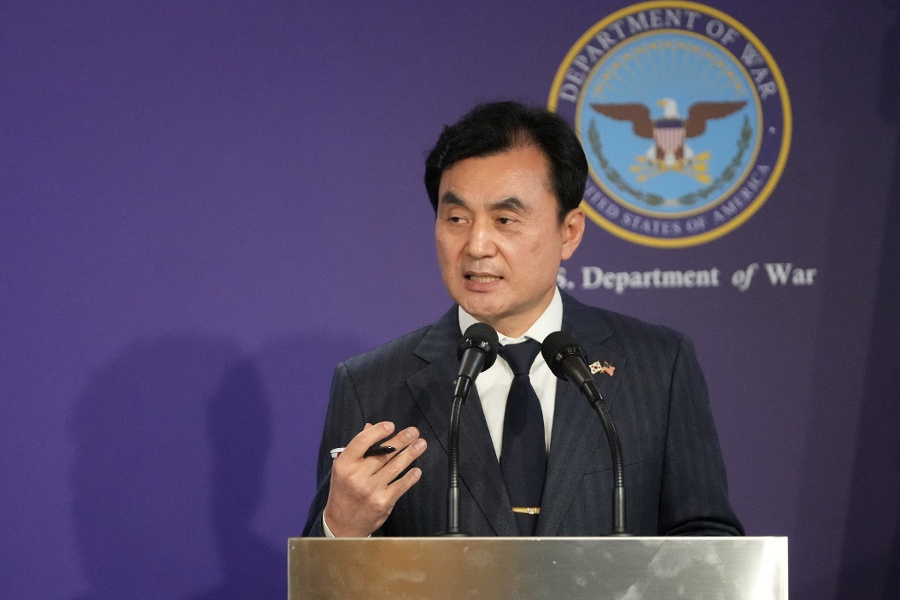 South Korea weighs phased role in Hormuz mission after US talks, defense minister says