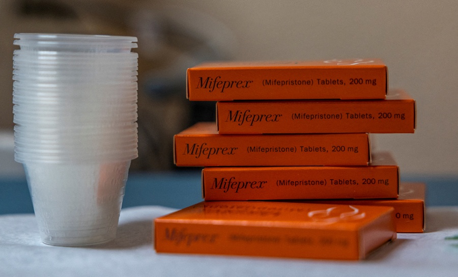 Explainer-US Supreme Court ruling preserves abortion pill access for now as other challenges loom
