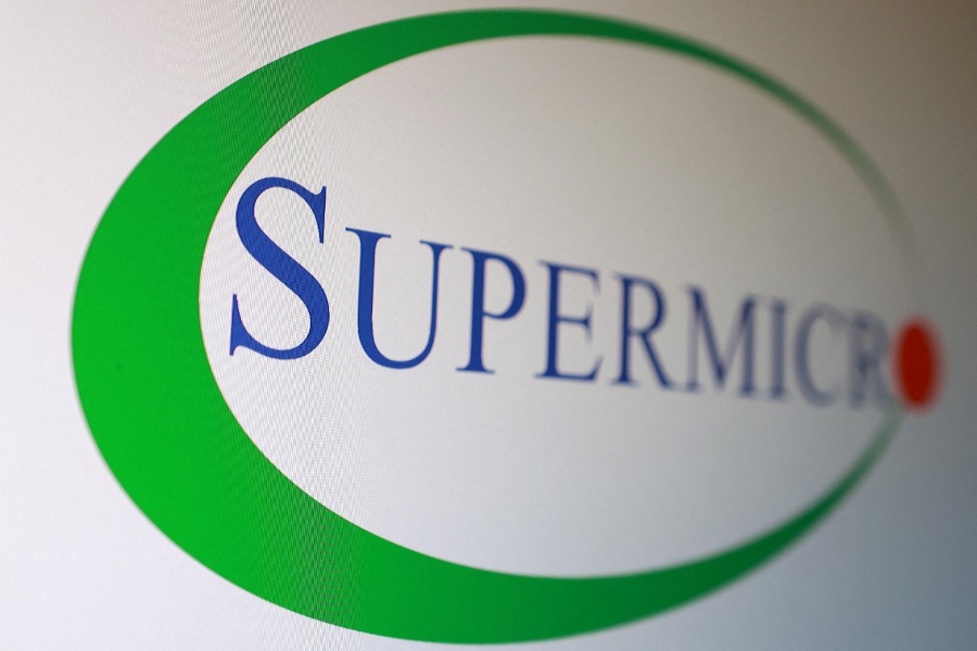 Super Micro forecasts quarterly revenue above estimates, shares climb