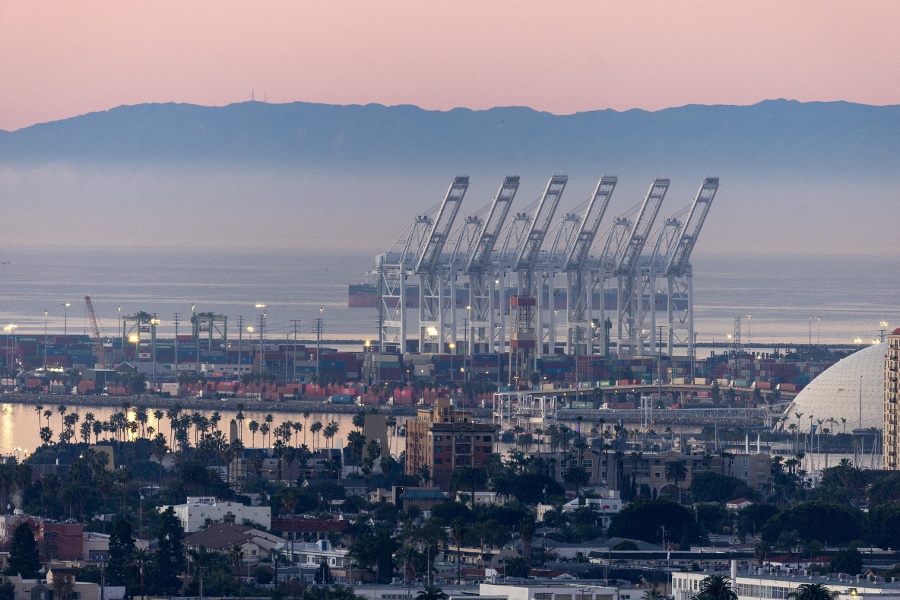 US trade court rules against Trump s 10 global tariffs