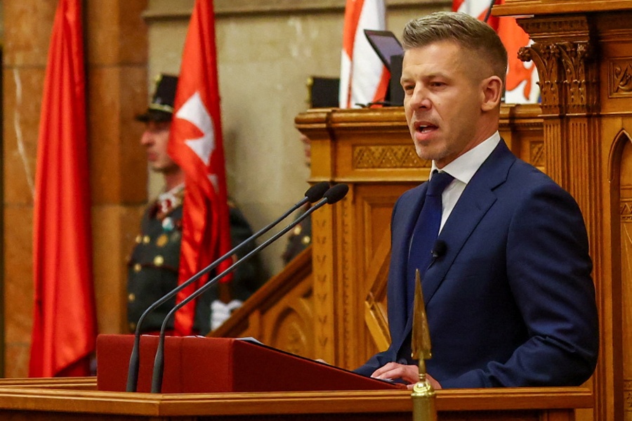 Magyar sworn in as Hungary s prime minister on promises of change