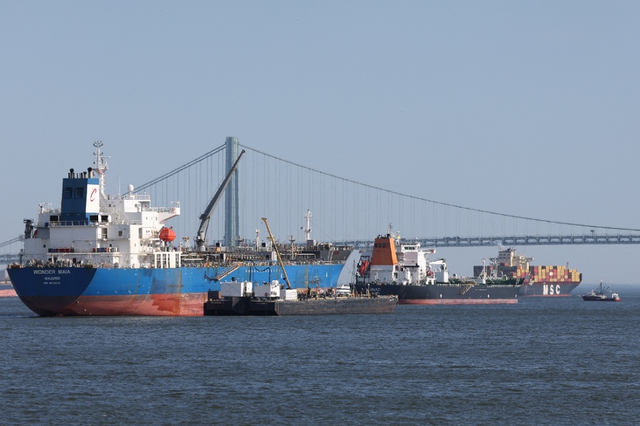 Once an Arab oil embargo victim, US becomes world s top oil exporter