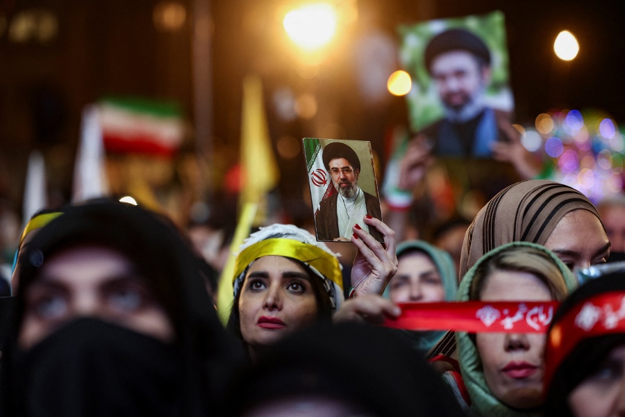Trump says he believes Iran s supreme leader has approved deal with US