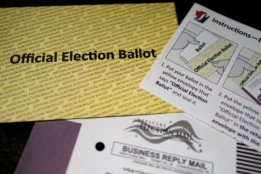 US judge narrows lawsuits challenging Trump s executive order restricting mail-in voting