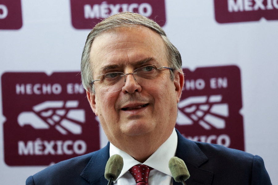 Mexico backs extending USMCA trade pact for 16 years