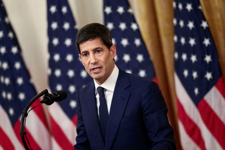 Warsh pledges to follow best of Fed s traditions, while also looking for change