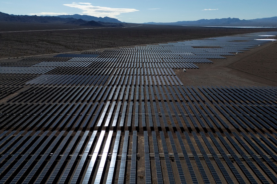 Solar manufacturing group seeks US trade probe of Korea cell imports