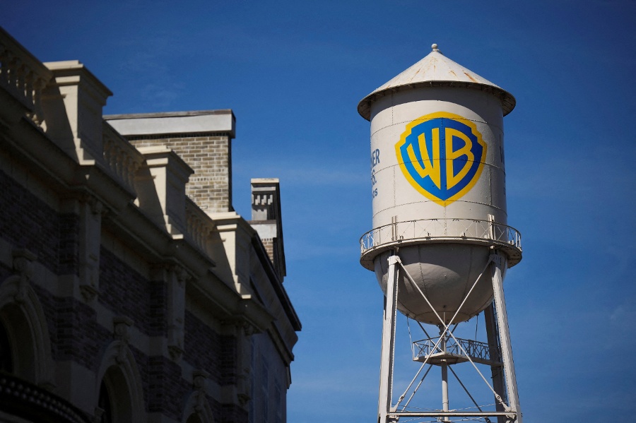 US states preparing lawsuit to block Paramount s acquisition of Warner Bros, sources say