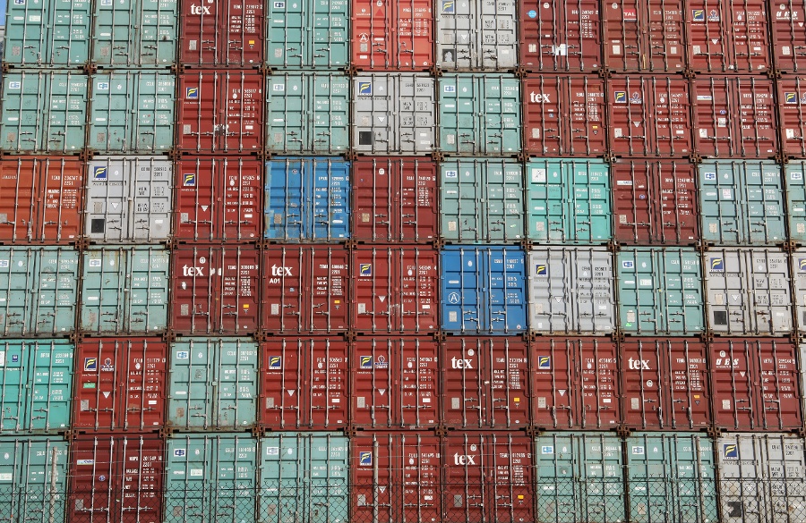 Australia trade swings to $2.1 billion deficit in May, largest since 2015