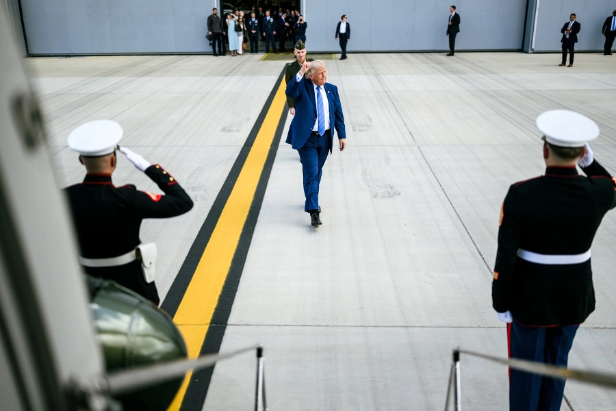 Trump says Iran won t make deal he thinks is needed, threatens to bomb Oman