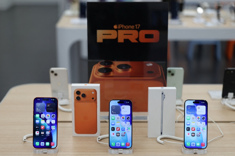 Global smartphone shipments in second quarter hit lowest in 13 years on memory chip crunch