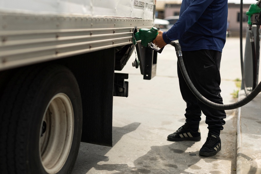 US refiner margins hit new records as fuel shortage concerns grow