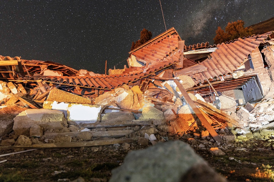 At least six dead and 21 injured after 2 earthquakes in Peru