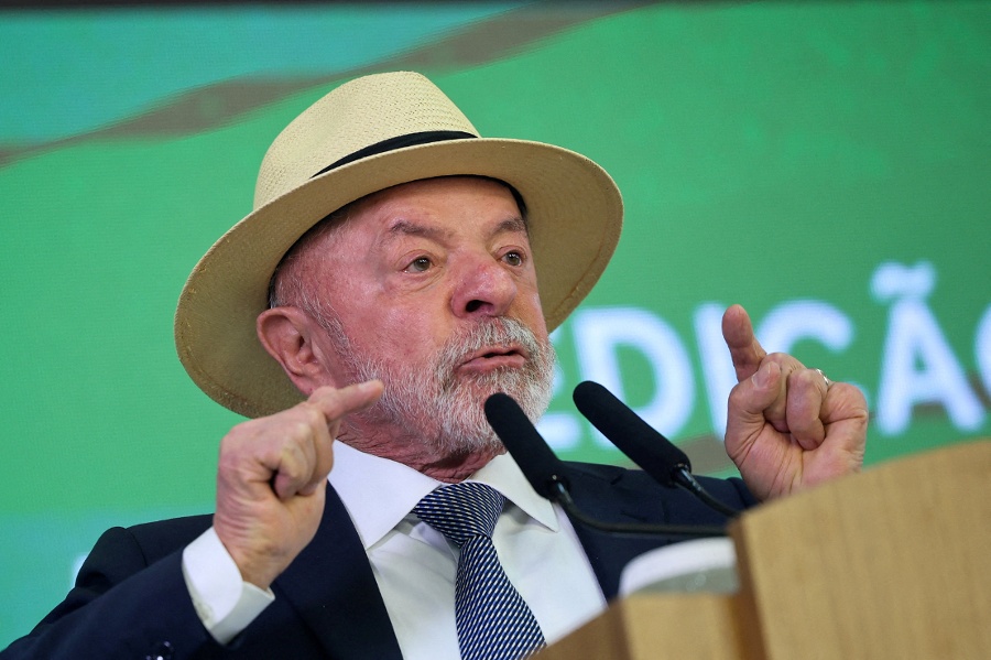 Brazil s Lula holds lead over Bolsonaro in BTGNexus election poll