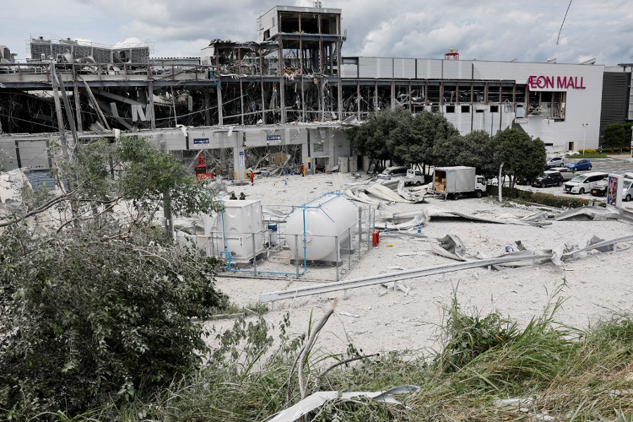After the quake came the blast: Inside Japan s shopping mall disaster