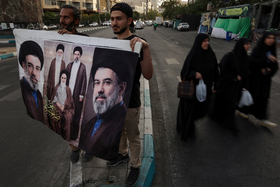Iran prepares to bury slain supreme leader with week of mass mourning