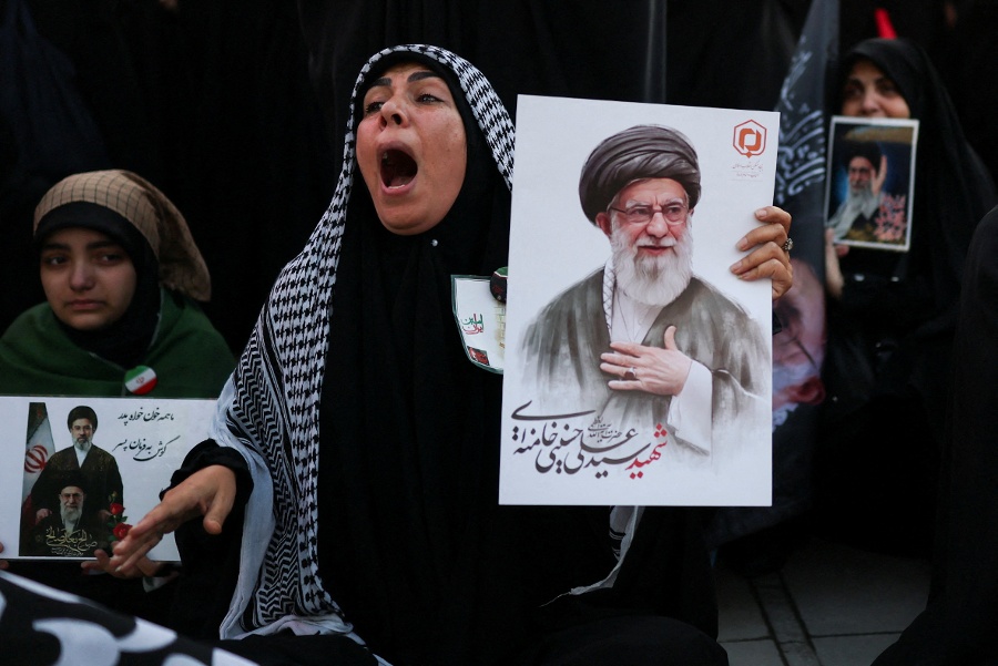 Iranians flock to week-long funeral rites for Khamenei