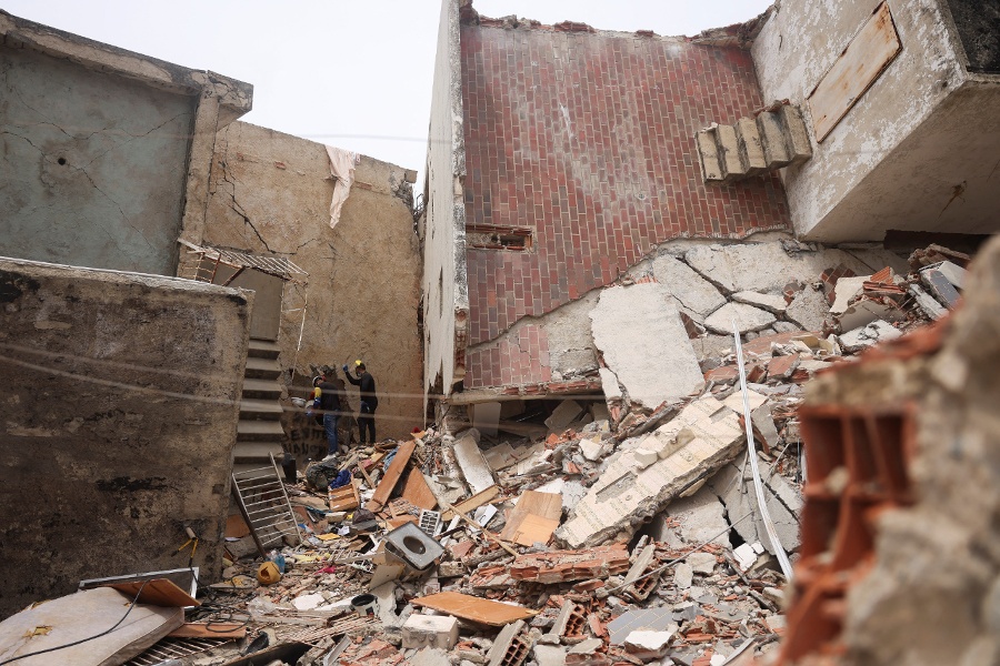 Death toll from Venezuela quakes rises to 3,342