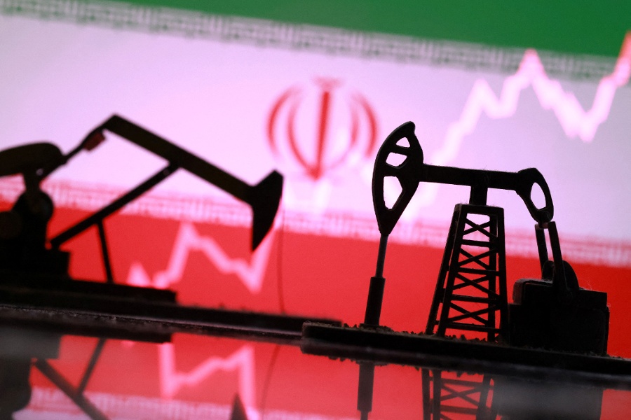 United States revokes license that authorized Iranian oil sales