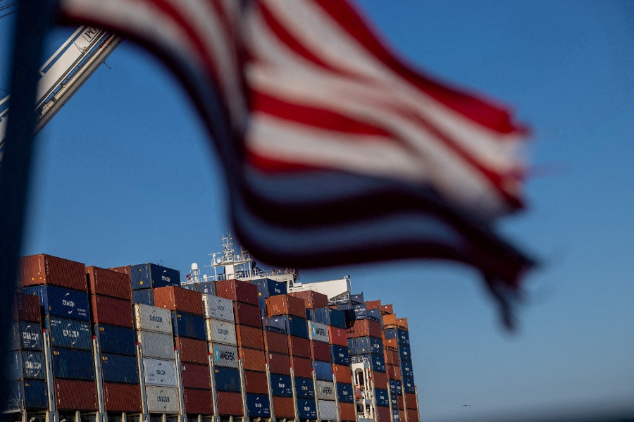 US court backs Trump s power to close de minimis tariff exemption