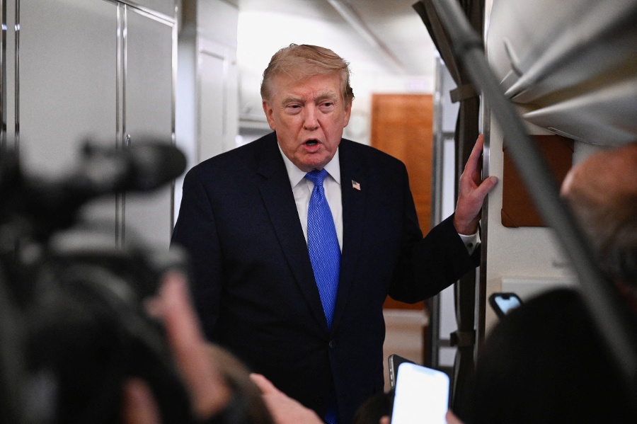Trump says Iran faces decapitation if it doesn t strike deal